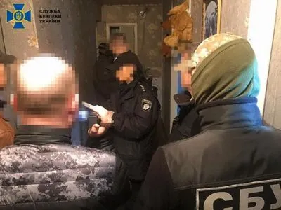 В Луганской области разоблачили банду, которая похищала деньги с банковских карточек