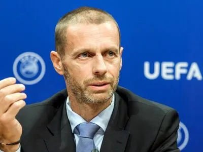 Президент УЕФА анонсировал изменения в правилах фиксирования офсайдов