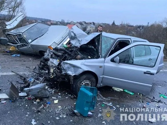 В ДТП на Тернопольской области пострадали четверо взрослых и 4-летний ребенок