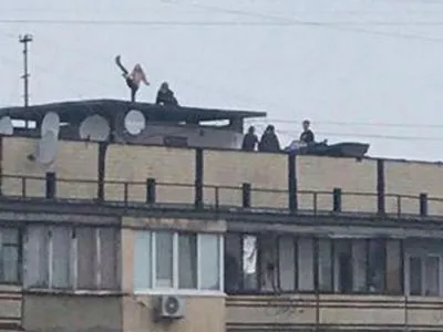 В Вышгороде полиция пресекла танцы подростков на крыше многоэтажки