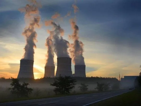 Українська енергосистема працює без трьох атомних блоків