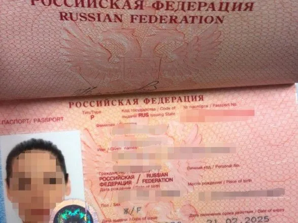 Російську блогерку вдруге за останні місяці не впустили в Україну: подробиці