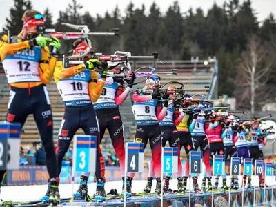 Пандемия коронавируса: этап Кубка мира по биатлону в норвежском Холменколлене отменен