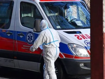 Пандемия коронавируса: власти Польши вводят особое "положение эпидемиологической угрозы" из-за COVID-19