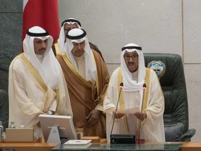 У Кувейті міністерства і банки призупинили роботу через коронавірус