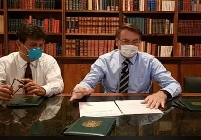 ЗМІ: перший тест президента Бразилії виявився позитивним на коронавірус