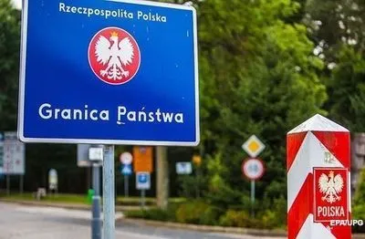 Более 50 украинцев третьи сутки задерживают польские пограничники на границе с Чехией - СМИ