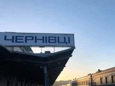 Спецтранспорт для медиков и служащих запустили в Черновцах