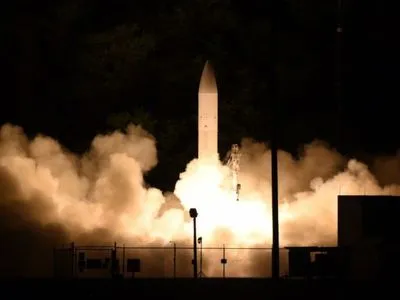 США заявили об успешном испытании сверхзвуковой ракеты