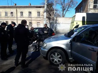 Банду задержали за нападение на инкассаторов в Одессе и попытку ограбить банк