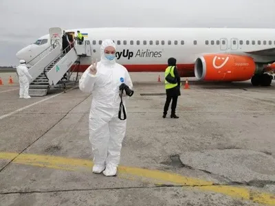 Из Испании прибыл рейс с 216 украинцами, лиц с коронавирусом не обнаружили