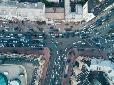 На подъездах к центру Киева образовались пробки