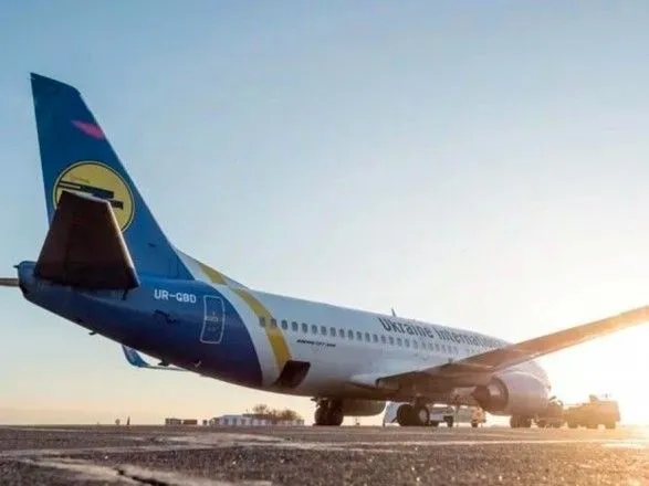 В правительстве запланировали рейсы на завтра для возвращения украинцев из восьми стран