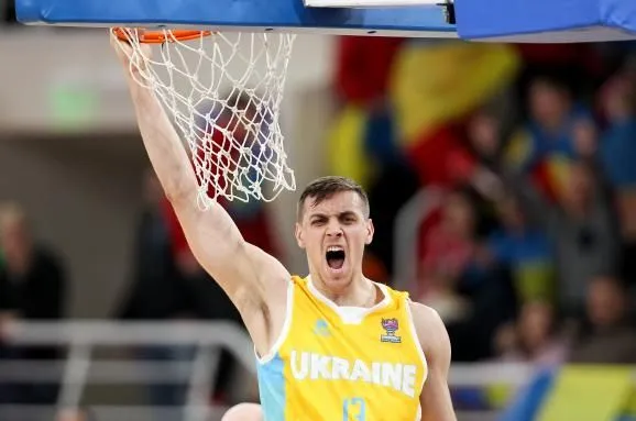 Баскетболист сборной Украины заразился коронавирусом