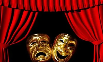 Всесвітній день театру: які вистави можна “відвідати” в умовах карантину