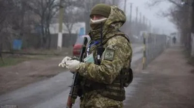 ООС: боевики 5 раз обстреляли украинские позиции, заболеваний COVID-19 нет