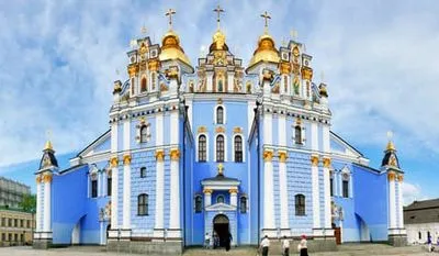 Богослужение в Свято-Михайловском монастыре в Киеве впервые пройдет без верующих