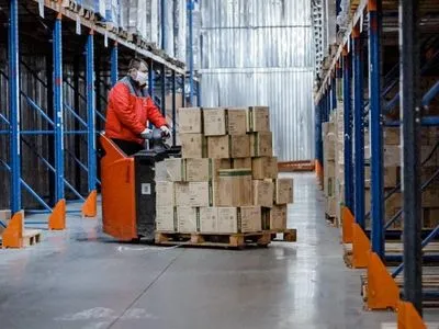 “Нова пошта” за 4 дні безоплатно розвезе по областях 120 тонн медичних товарів