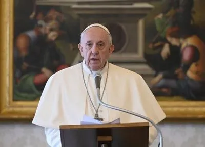 Папа Римський закликав припинити бойові дії у світі