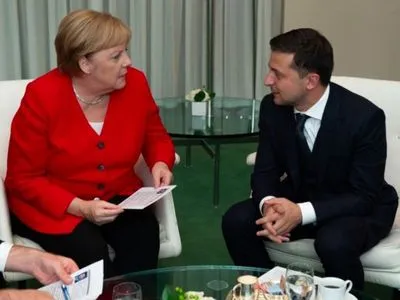 В ОП повідомили деталі розмови Зеленського з Меркель