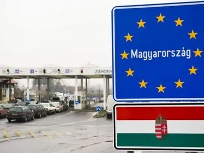 Угорщина змінила правила гуманітарного транзиту: як дістатися до України