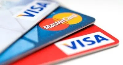 Для переоформлення прострочених платіжних карток тепер не треба іти в банк - НБУ