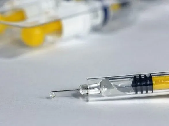 В Испании к концу месяца могут разработать прототип вакцины от коронавируса