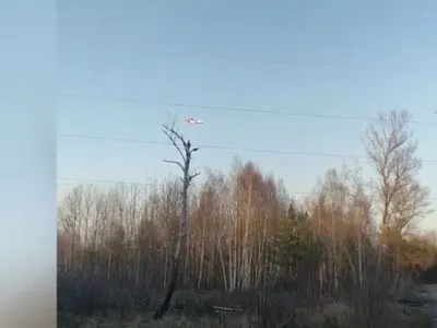 Ліквідація лісової пожежі: у Чорнобильську зону відчуження вилетів ще один літак