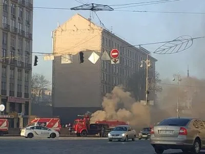 Подземный пожар в центре Киева: без света остались около 80 домов