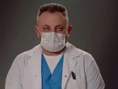 Минздрав запустил социальную кампанию поддержки врачей и призвал поблагодарить за их труд