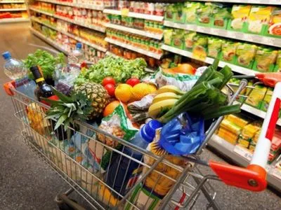 НБУ: цены на продукты прекратили расти, а на отдельные товары - снизились