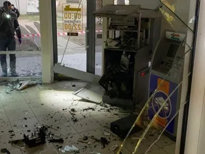 У Харкові затримали двох підривників банкомату з близько 2 млн грн готівки