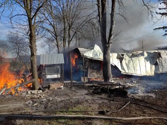 Во Львовской области горел бывший бар