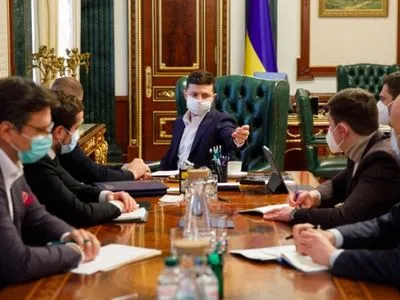 Зеленский назвал условия, при которых можно будет говорить об улучшении ситуации с COVID-19 в Украине