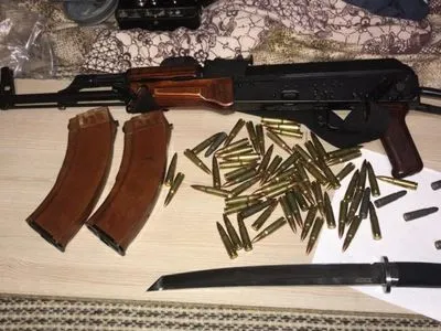 В Киеве у наркоторговца изъяли АК-47 и кокаина на 4 млн гривен