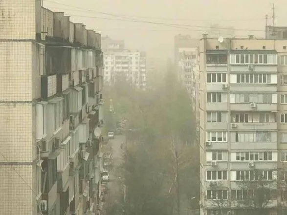 Пылевая буря в Киеве: повышения уровня загрязнения воздуха не зафиксировано