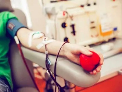 МОЗ закликало голів ОДА забезпечити прийом крові у донорських центрах
