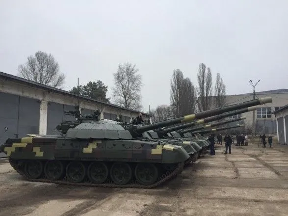 Модернизированный танк Т-72 прошел подводные испытания