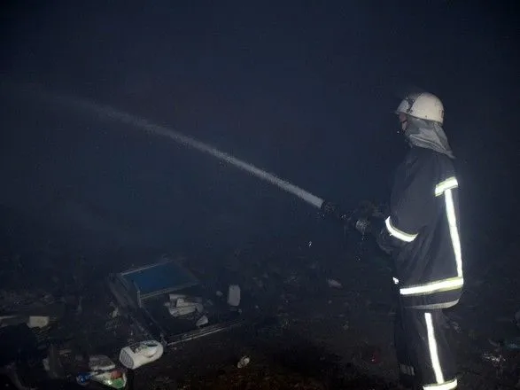 В Николаевской области произошел пожар на мусорном полигоне