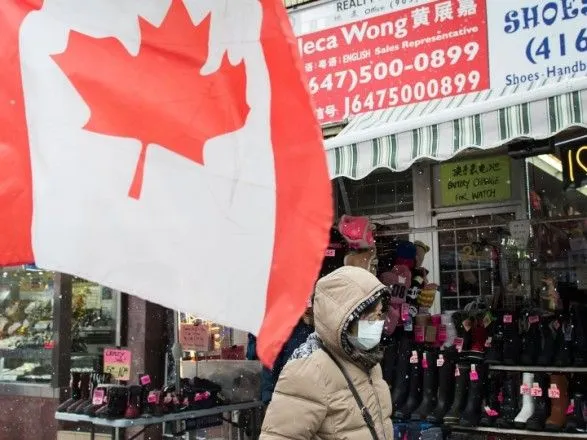 Количество инфицированных коронавирусом в Канаде перевалило за 30 тысяч