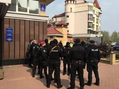 В Киеве задержали банду с оружием за попытку захвата компании