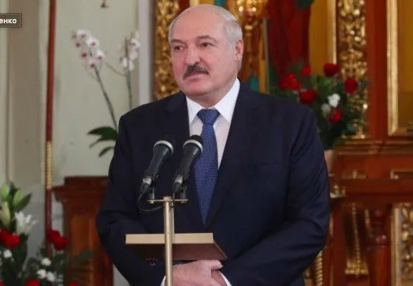 Лукашенко засудив закриття храмів на Великдень через пандемію