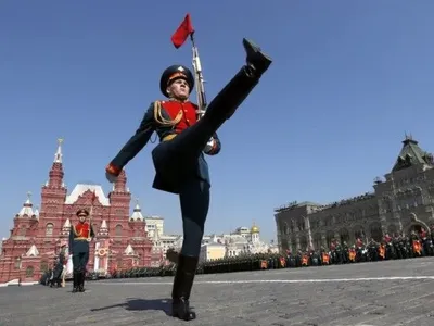Тисячі потенційних учасників параду перемоги в Москві відправлені на карантин