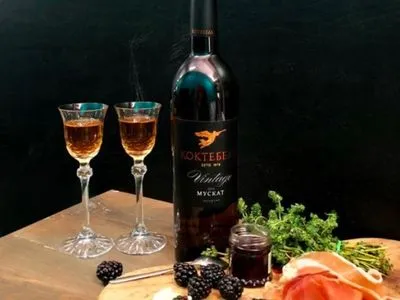 Коронавірус завдав удару по виноробній галузі Грузії