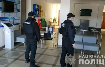 Полиция разоблачила на хищении средств мэра и чиновников одного из городов Днепропетровской области