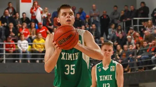 basketbolist-zbirnoyi-ukrayini-pokinuv-stan-bk-khimik