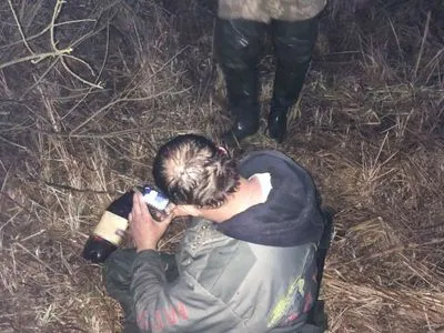 Прикинувся хворим і викликав поліцію: на Чернігівщині рибалка намагався втекти від прикордонників