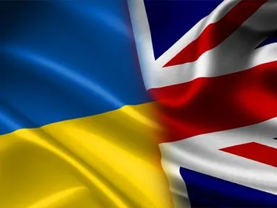 Министр обороны Украины обсудил с послом Великобритании оборонительную реформу