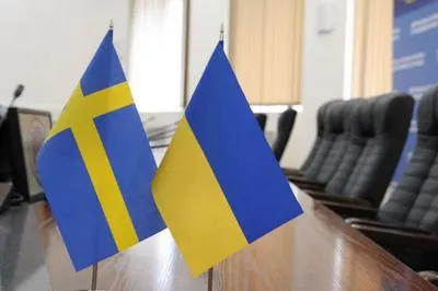 Україна та Швеція обговорили заходи у боротьбі з коронавірусом та подальшу співпрацю країн