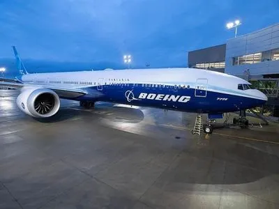 В США провели новые испытания самолета Boeing 777X